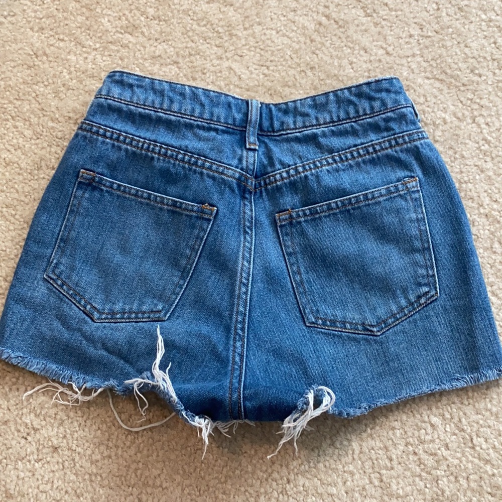 H&M Denim Shorts - Picture 2 of 4